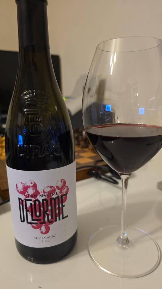 Domaine Val de l' Orme Cuvee Lirac Semi Carbo 2023